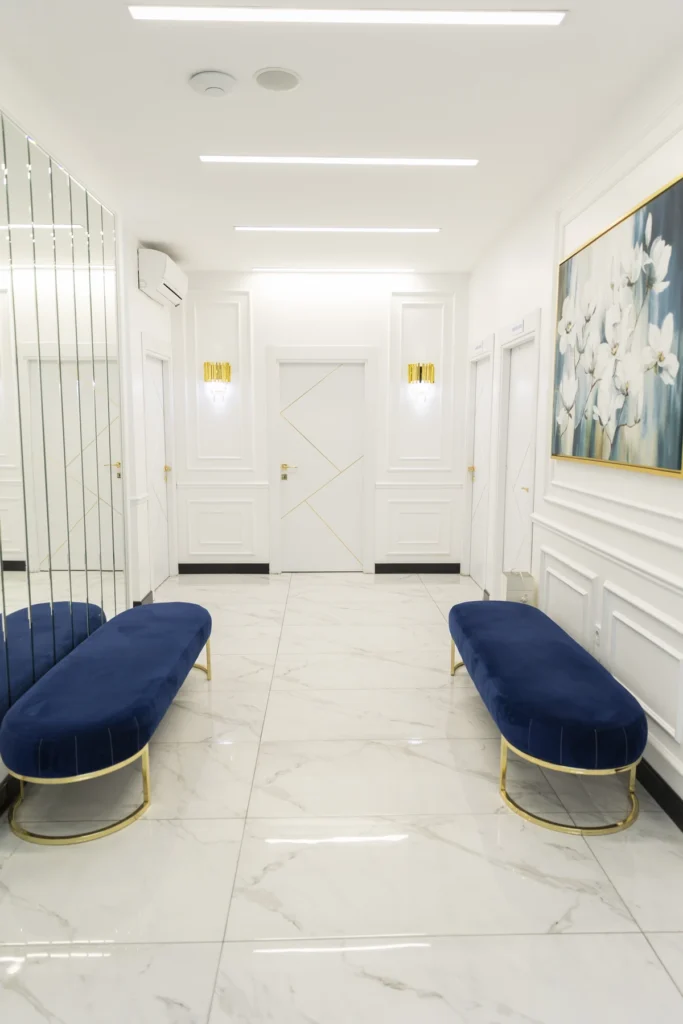 Linemed Ataşehir · Interior waiting area